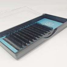 Load image into Gallery viewer, 0.04 Russian Volume Eyelashes