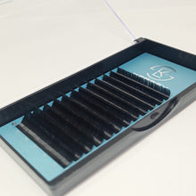 Load image into Gallery viewer, 0.07 Volume Eyelashes Natural False Eyelashes