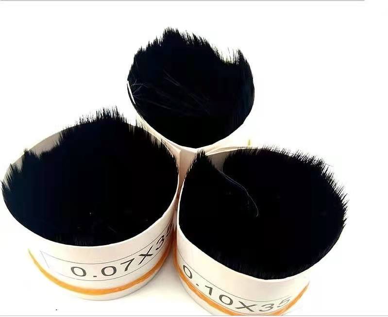 Our eyelash extensions are used PBT material from Korea, no strays, same thickness, easy to make fans, soft and lightweight. These lashes can stand high temperature and maintain their curve even with long time storge with our special technique. 