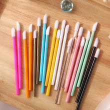 Load image into Gallery viewer, Cosmetic Disposable lip brush
