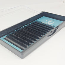 Load image into Gallery viewer, best selling 0.03 volume eyelash extensions box
